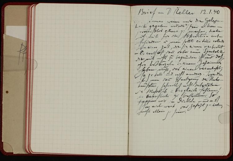 Offenes Buch mit dichter Handschrift in einem Tagebuch eines deutschen Soldaten, der im Zweiten Weltkrieg getötet wurde.